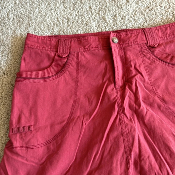 Athleta women’s raspberry red outdoors fitness Skort size 10 medium - Picture 2 of 6
